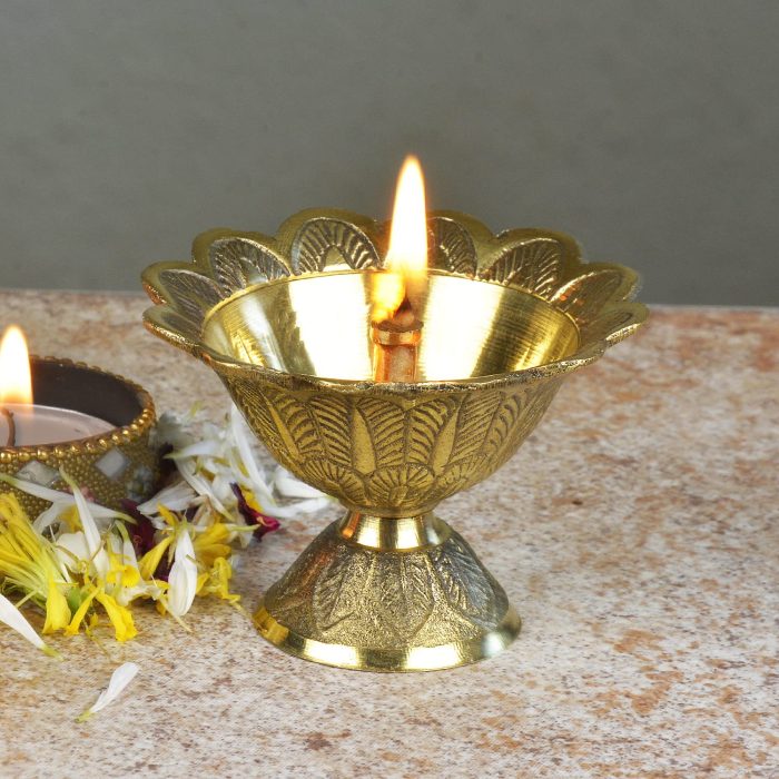 Brass Jyoti Pooja Diya - (6cm)