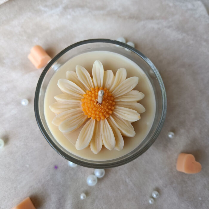 Daisy Flower with Champa aroma Candle Candle