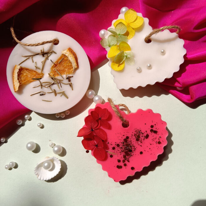 Fragrance Sachets & Wardrobe Fresheners for Clothes (Set of 3) Candle